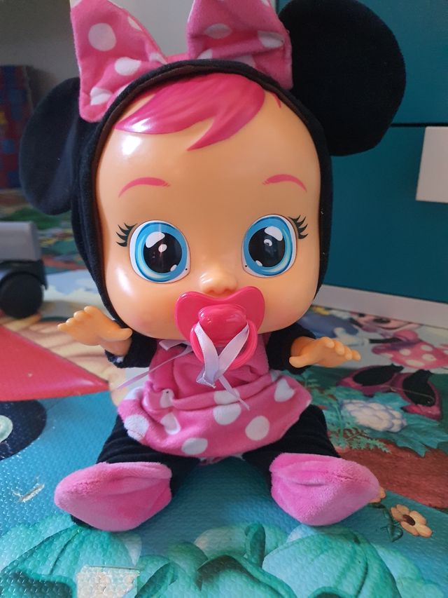 Bebé llorón Minnie