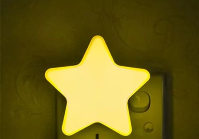 Luz LED -NUEVAS- Nocturna Enchufe con Sensor