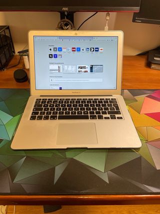 Macbook Air - Apple
