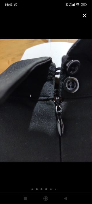 Vestido negro pedreria