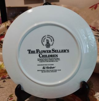 Piatto in Fine Bone China Royal Doulton 