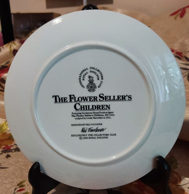 Piatto in Fine Bone China Royal Doulton