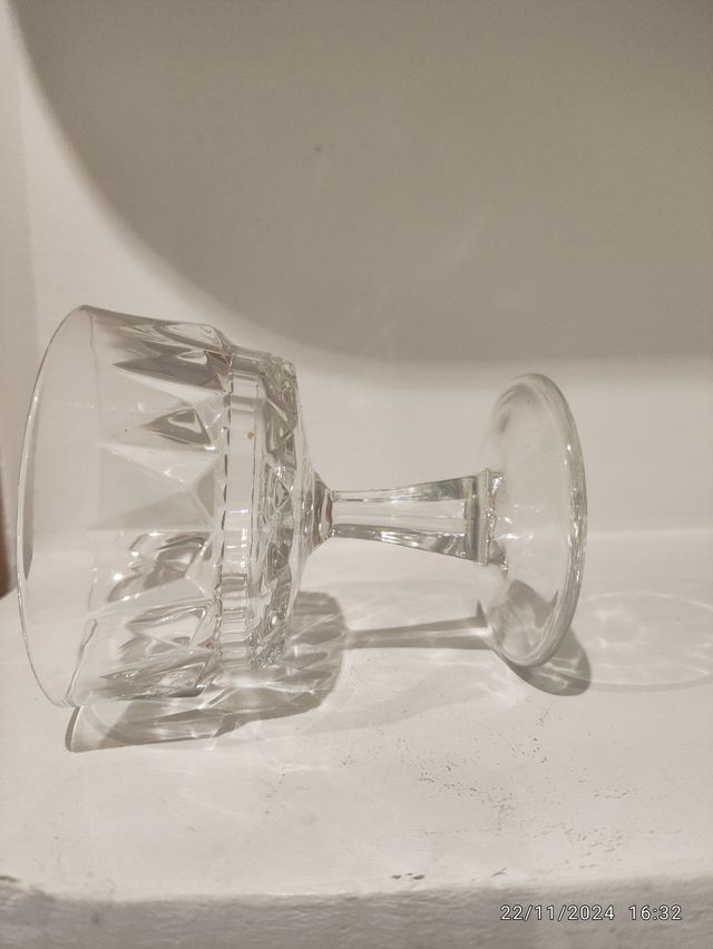 5 copas de champán.