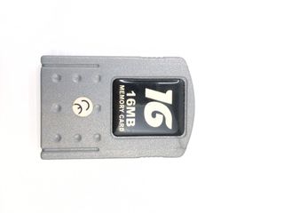 Memory Card da 16 GB Sony Playstation 2 + Disco