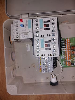 Cuadro maniobra puerta garaje