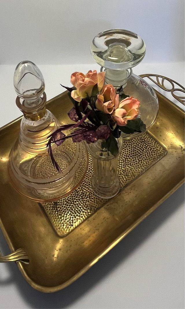 Bandeja de latón art déco