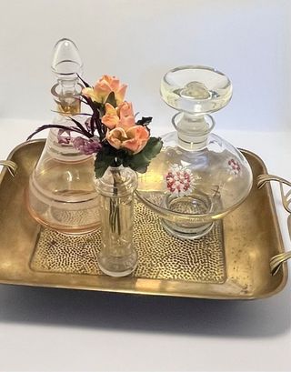 Bandeja de latón art déco