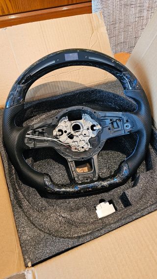 Volante Volkswagen carbono forjado LED