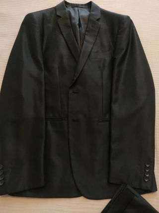 Traje negro Ferrati