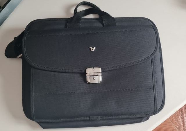 Borsa tracolla Roncato nera usata