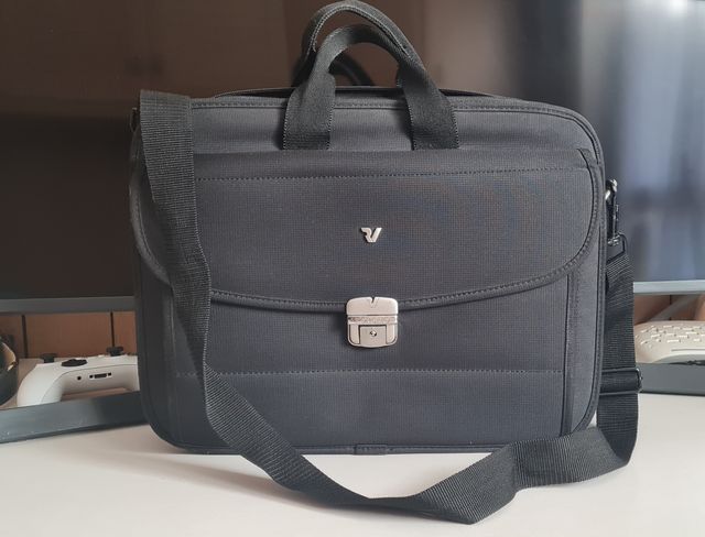 Borsa tracolla Roncato nera usata