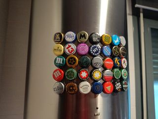 Imán chapa cerveza Madrid Excepcional