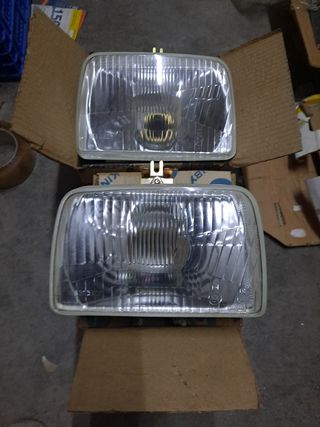 FORD FIESTA MK1 pareja de faros 