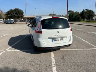 Renault Grand Scenic 2016