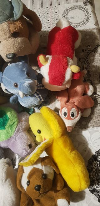 12 pupazzi  ,peluche 