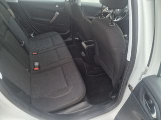 Peugeot 2008 2015