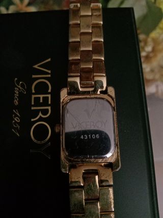 RELOJ VICEROY,DORADO,CORREA ORIG.