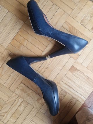 Zapatos tacón piel, azul marino - talla 37