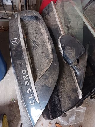 Piezas de mercedes 320 cls 