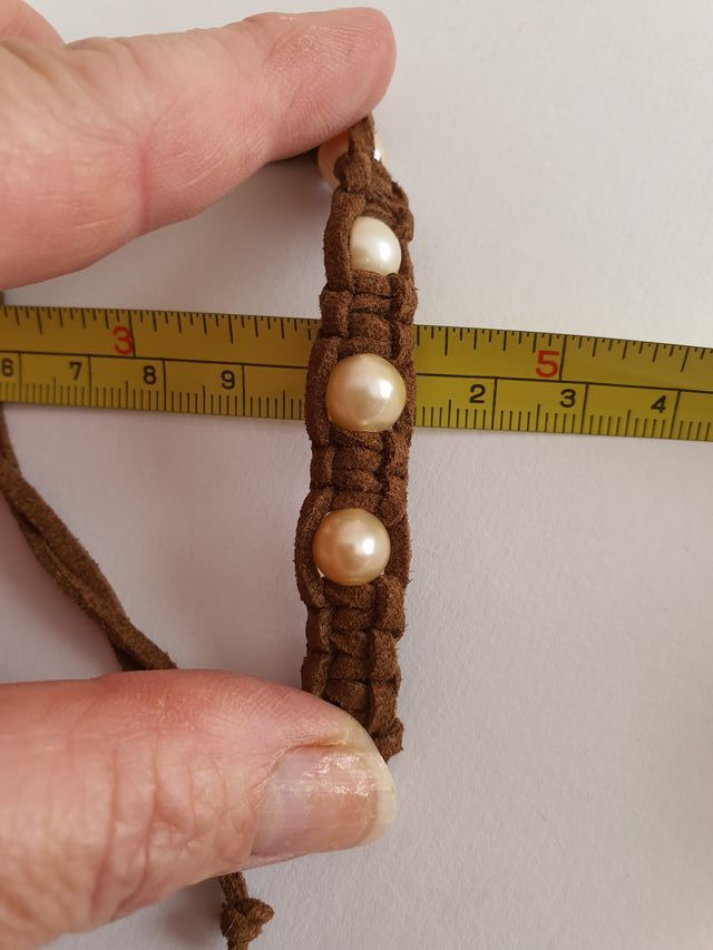 Conjunto 2 pulseras diseño. Ante y perlas naturale