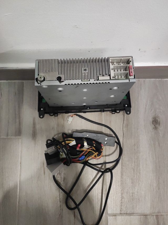 Radio + consola central Mercedes Benz