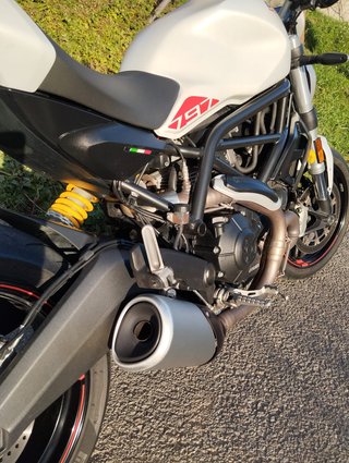 Ducati Monster 797 Plus