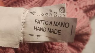 Maglia lavorata a mano