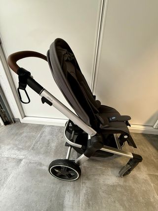 coche y silla JOOLZ HUBPLUS y saco cubrepiernas 