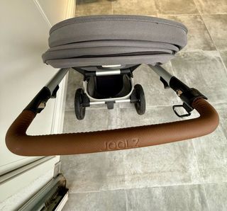 coche y silla JOOLZ HUBPLUS y saco cubrepiernas 