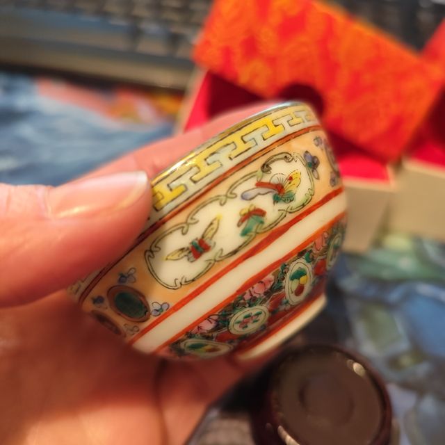 2 piccole tazzine da liquore cinesi vintage