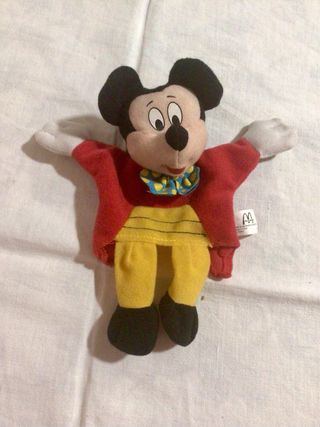 Marionetas de mano y dedo