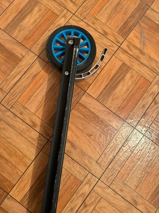 Patinete scooter azul