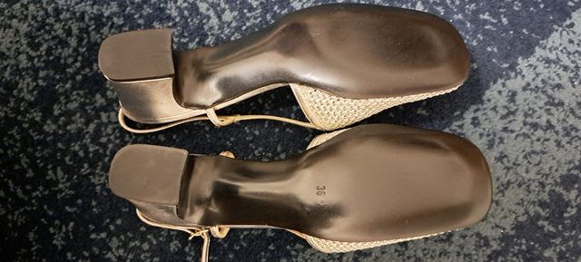 Sandalo argento tg 36 mai usato