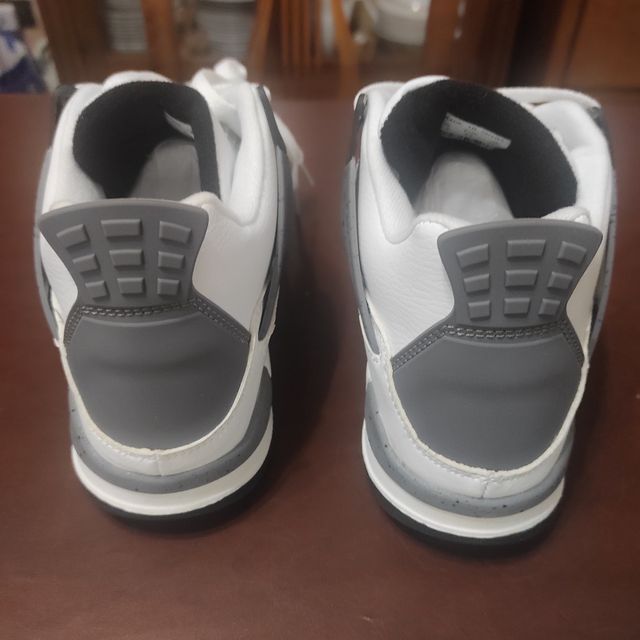 Sneakers unisex nuove mai usate