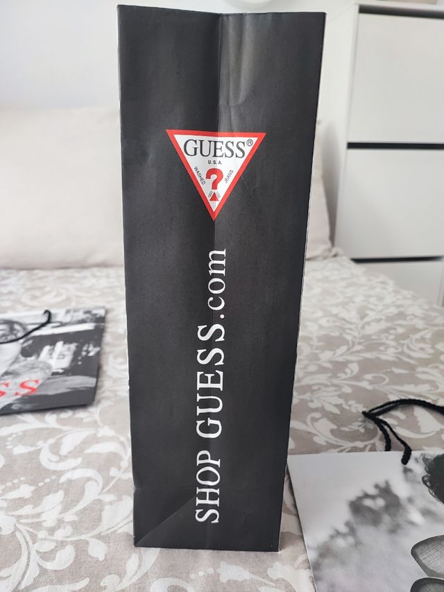 Bolsa Guess.