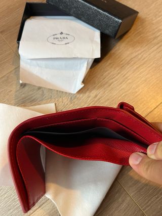 Portafogli rosso in pelle Prada
