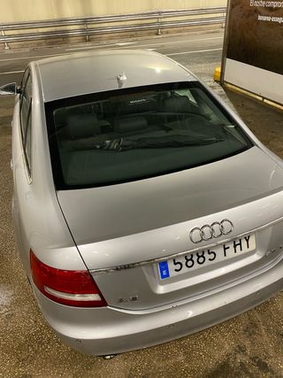 Audi A6 2006 (cambio por coche pequeño o moto)