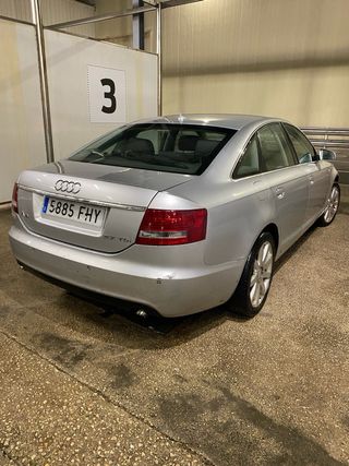 Audi A6 2006 (cambio por coche pequeño o moto)