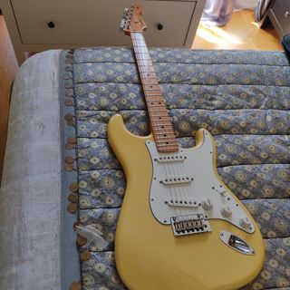 Fender player stratocaster 