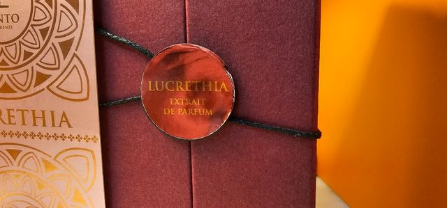 V-Canto Lucrethia. Con Amor Siempre es Posible