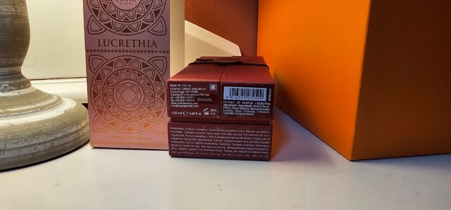 V-Canto Lucrethia. Con Amor Siempre es Posible