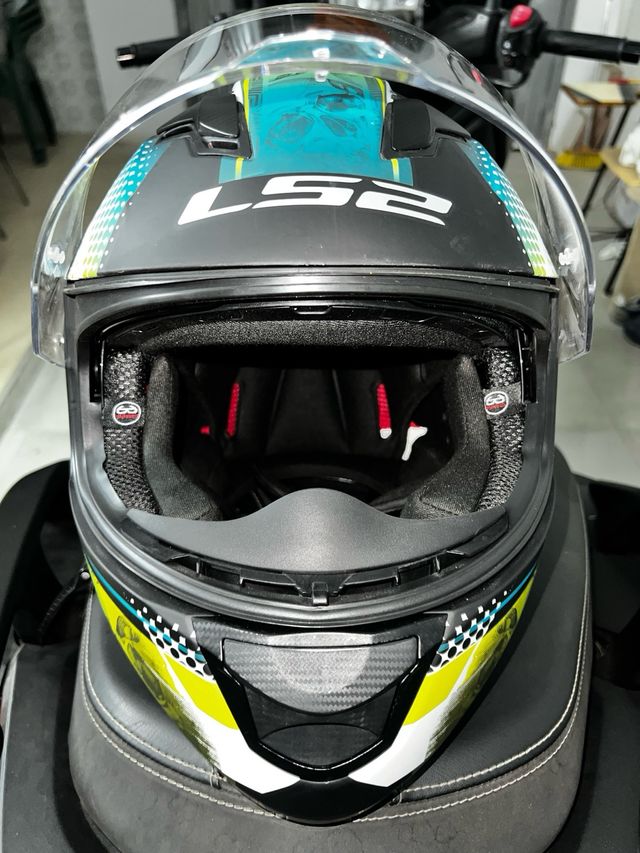 Casco LS2 integral