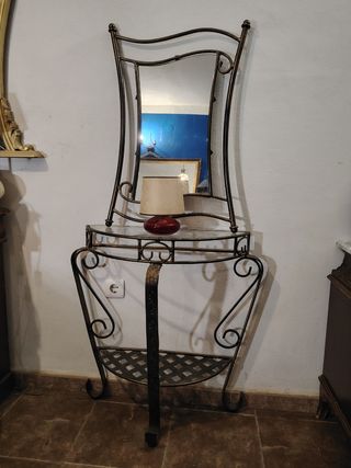 Consola para entrada de forja