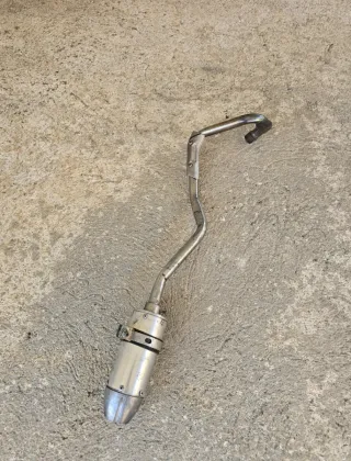 Tubo de escape pit bike