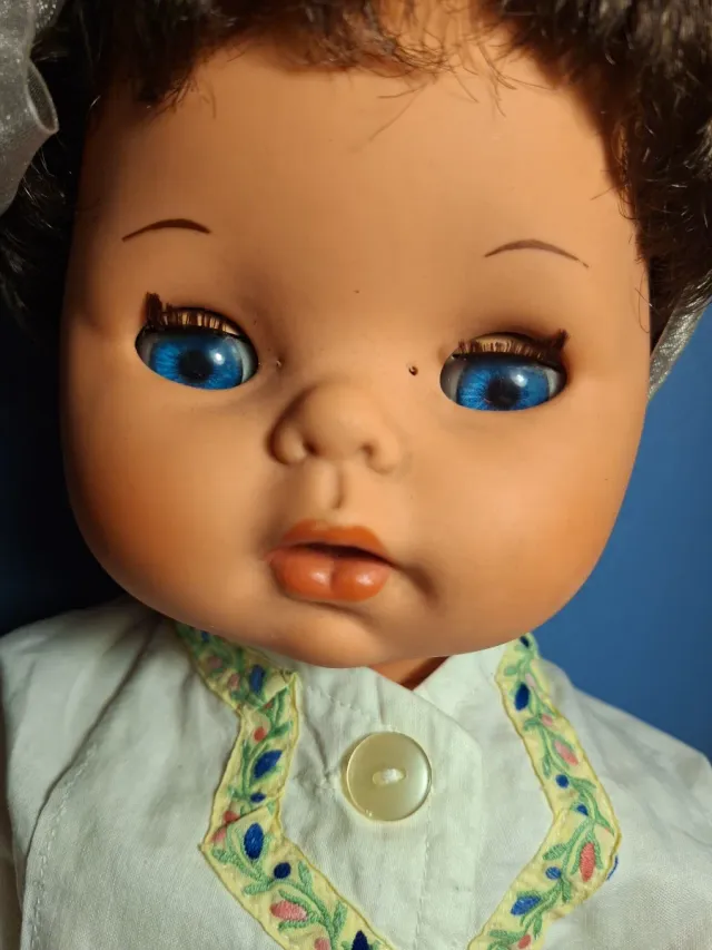 Bambola  Lacrimotto Furga  vintage 40cm