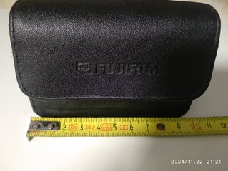 Cámara y funda Fujifilm