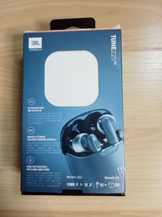 JBL tune 225