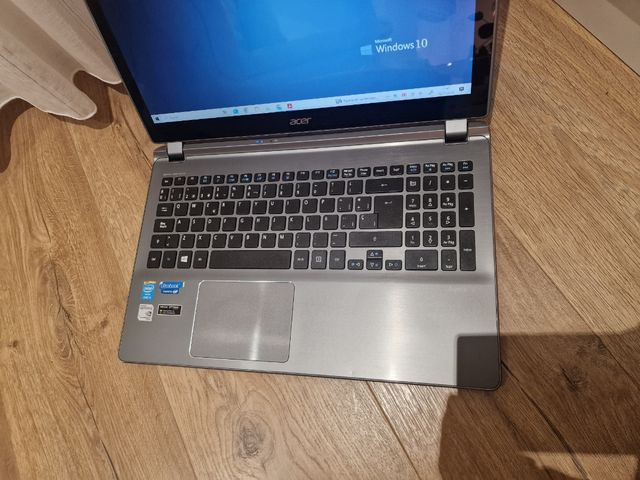 Ultrabook Acer Aspire Intel i5 12Gb y 250. Nvidia