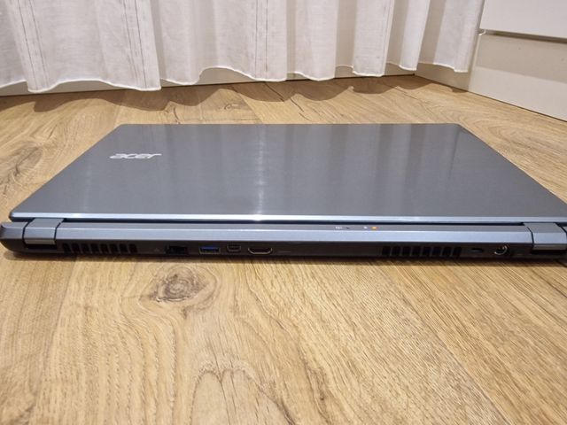 Ultrabook Acer Aspire Intel i5 12Gb y 250. Nvidia