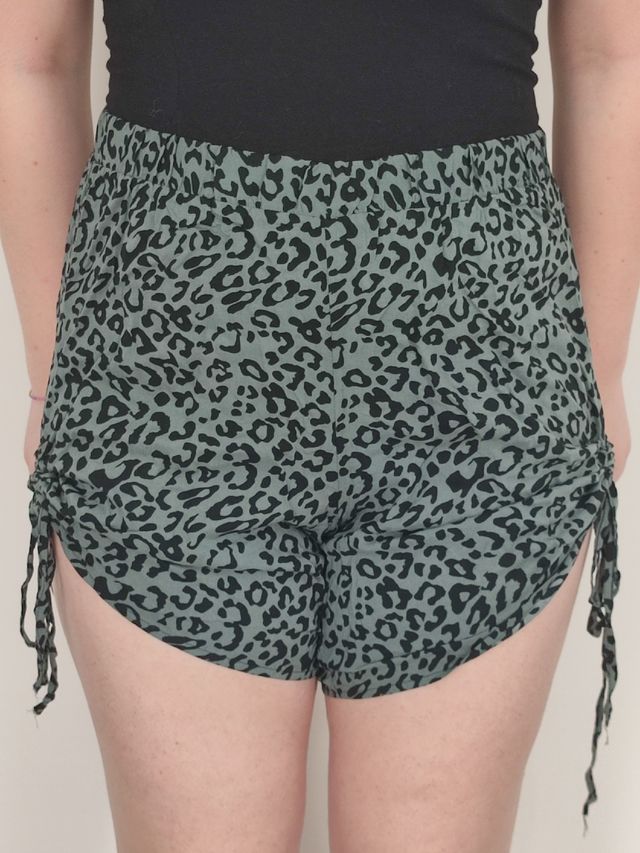 Pantaloncino tezenis leopardato verde